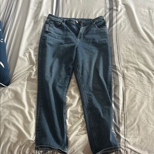 American Eagle Outfitters mom Jeans